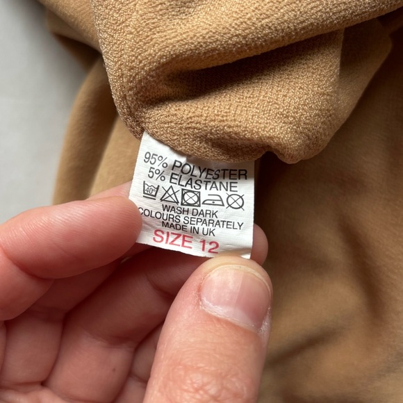 Missguided Tan Assymetrical Side‎ Slit Midi Skirt Elastic Waist High Rise Sz 12 - Picture 3 of 9